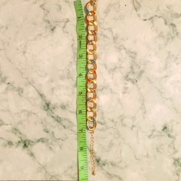 NWT Koko & Lola Gold/Color Chain link Bracelet 🔥 - Picture 3 of 3